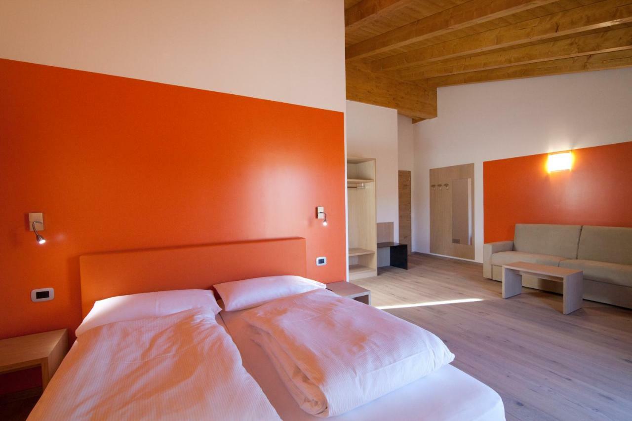 Bed and Breakfast Agritur I Colori Sanzeno Esterno foto